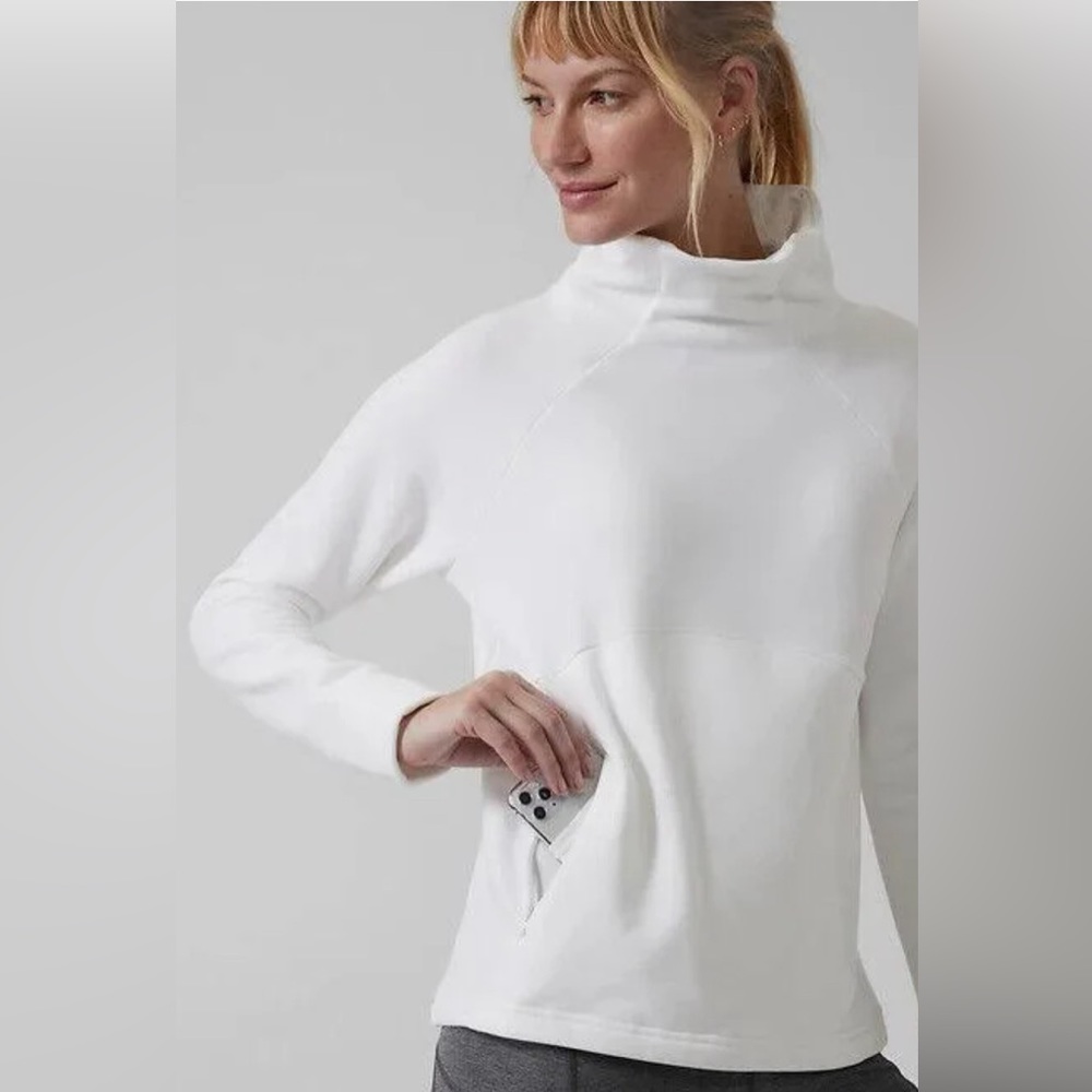 NWT Athleta Altitude Polartec Funnel Neck Sweatshirt sz XL white/ivory.